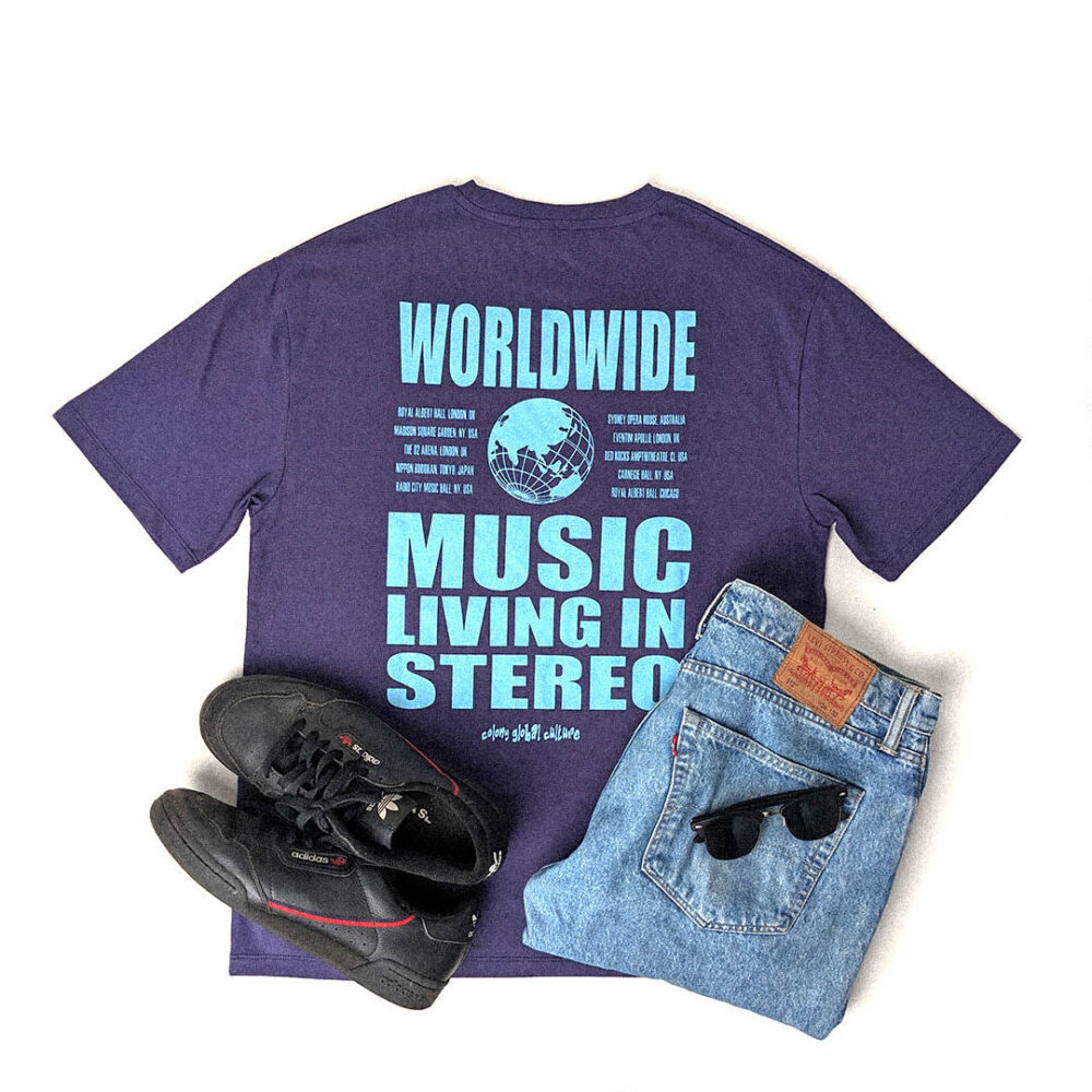 Oversized Graphic Tee Living In Stereo in Purple Back