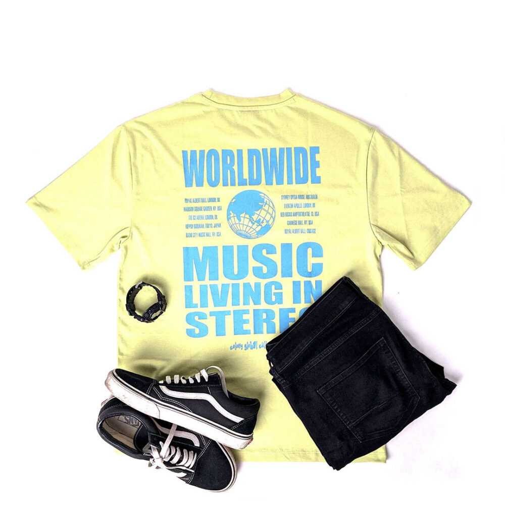 Oversized Graphic Tee Living In Stereo in Lime Back