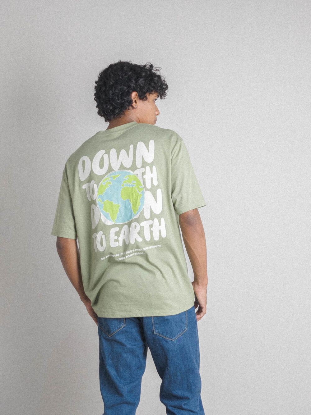 Oversized Graphic Tee Down To Earth Moss Green