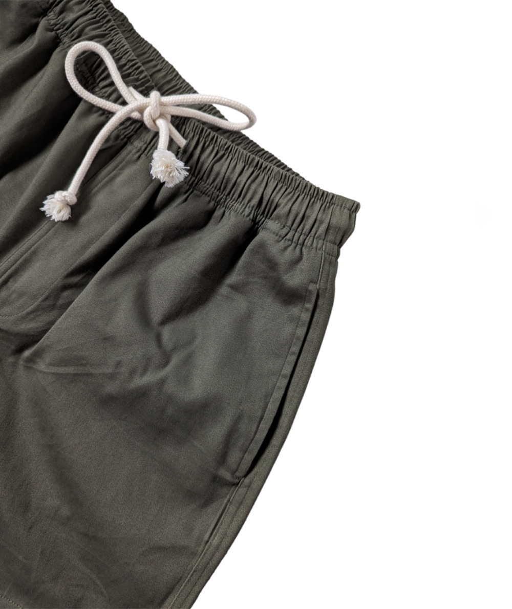 Mens Urban Shorts in Olive Front
